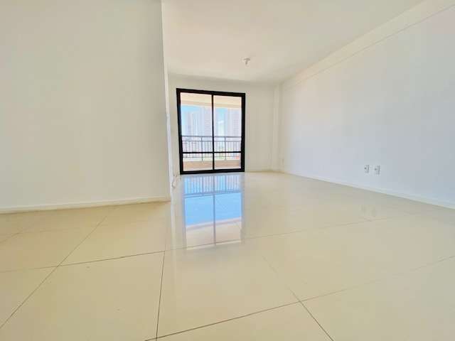Apartamento à venda com 3 quartos, Avenida Amintas Barros, 2070 - Lagoa  Nova, Natal - RN 