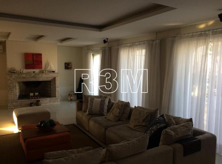 Apartamento · 560m² · 4 Quartos · 5 Vagas---