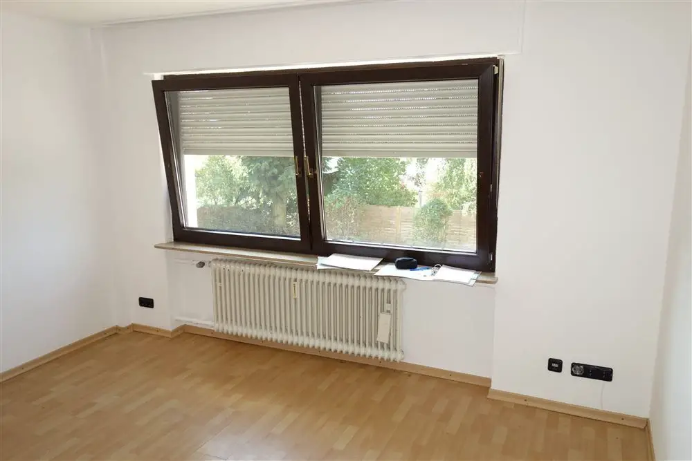 DSC00785 -- Single-Appartement in Morbach! Appartement mit Pantryküche in ruhiger Lage...