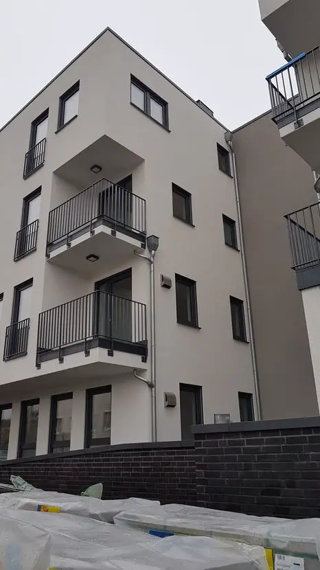 Wohnung außen 20200217_091024 -- Erstbezug: schöne 2-Zimmer-Wohnung mit Balkon in Wittlich, Oberstadt