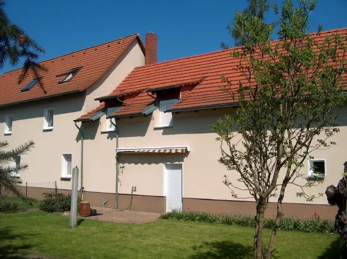 HPIM3697.jpg -- Einfamilienhaus mit Terrasse und Garten in Doberschütz