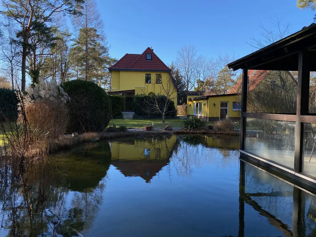 EFH mit Gartenteich  -- Charmantes Altberliner Haus mit Teich und Garten in Wandlitz-See