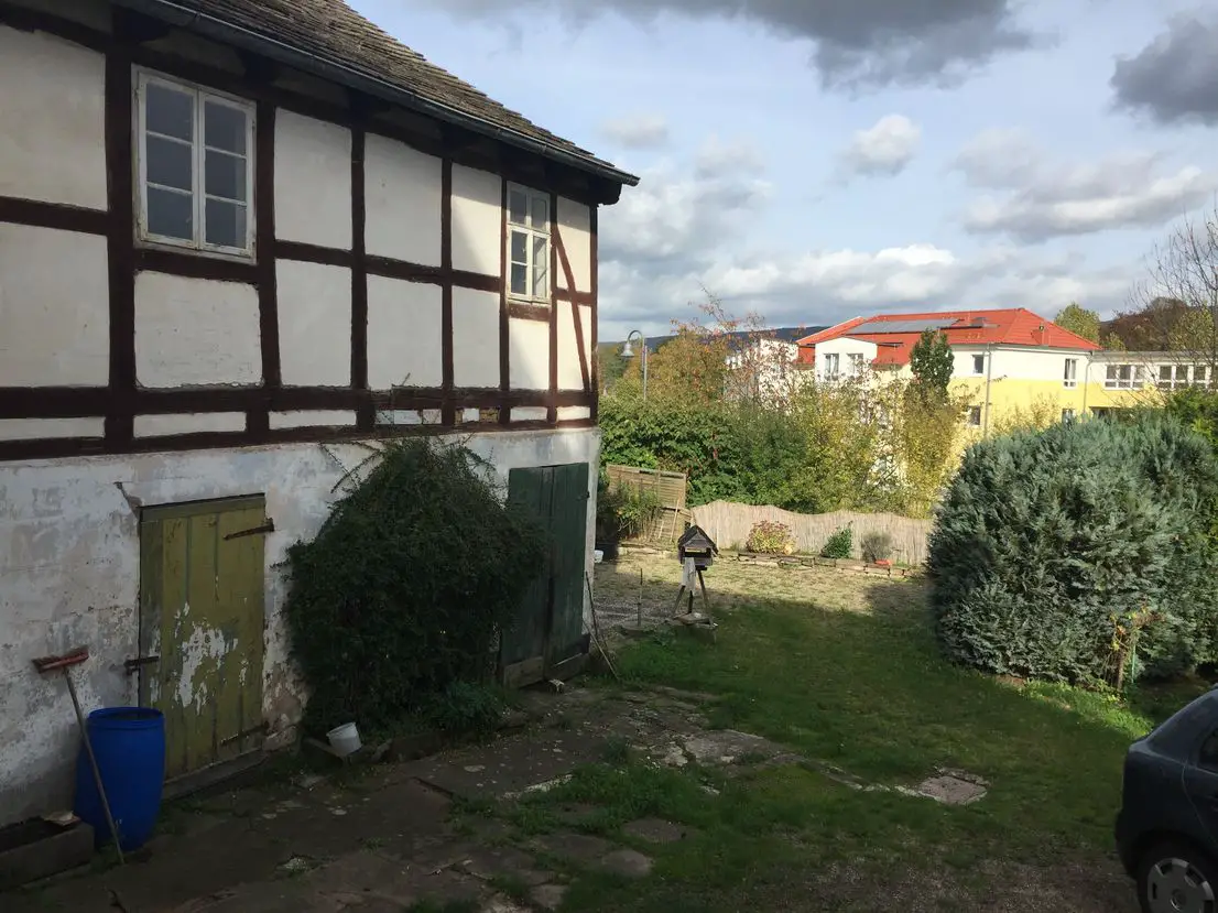 Garten -- * Im Herzen von Eschershausen * Über 300 qm Wohn- und Nutzfläche mit Ausbaureserve und Garten