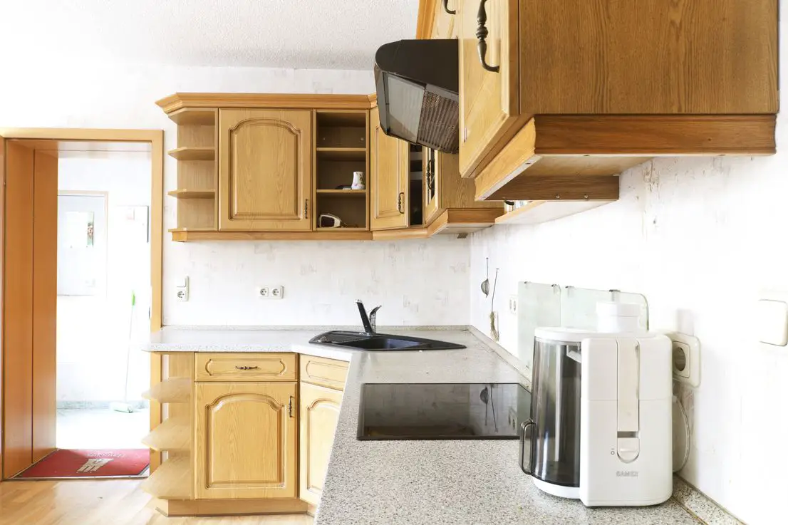 Küche -- Sofort verfügbar – 2 benachbarte Einfamilienhäuser mit Ausbaumöglichkeiten zentral in Köthen