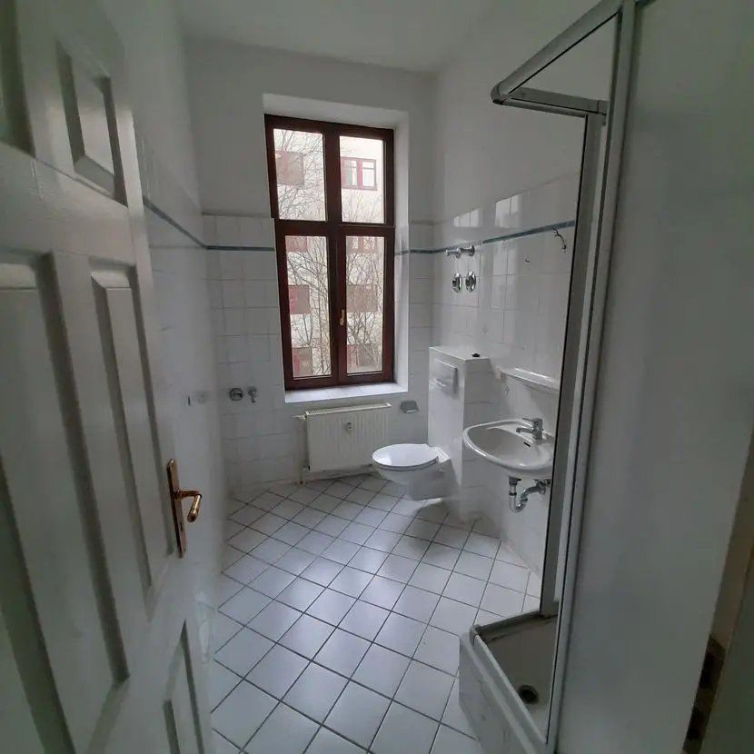 Badezimmer -- Uninahe 2-Raum Wohnung, ideal für Studenten