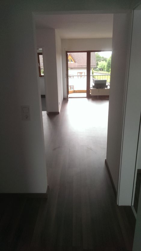 IMAG0897 -- Sanierte 1-Raum-Wohnung mit Balkon und Einbauküche in Offenburg