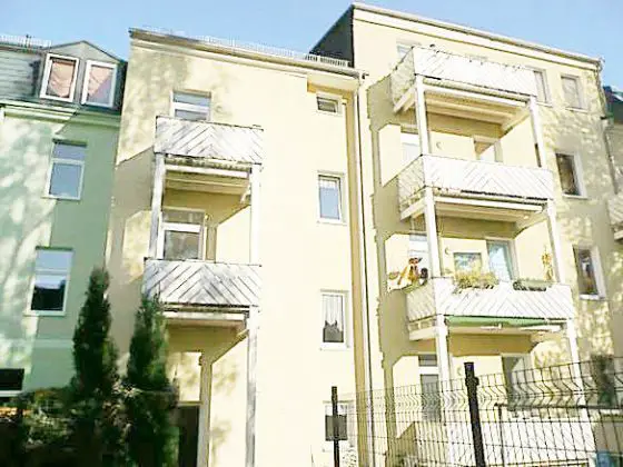   -- endlich eine eigene Wohnung * 2.OG in Auer Neustadt mit Balkon