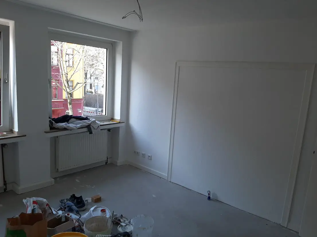 WohnZi Schrankwand -- Erstbezug nach Sanierung mit Balkon: freundliche 3-Zimmer-Wohnung in Köln-Sülz