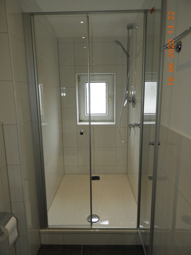 Dusche -- 4 Zimmerwohnung für sportliche Familie