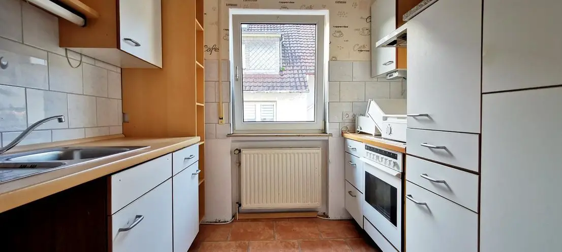 Küche -- Attraktives 3-Familienhaus in Bad Orb