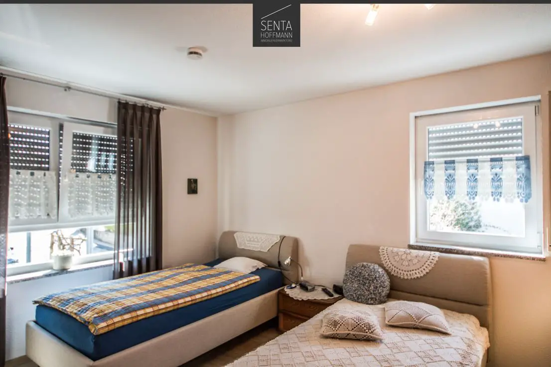 Schlafzimmer -- Wunderschöne 3 Zimmer-Wohnung in Lichtenwald-Thomashardt
