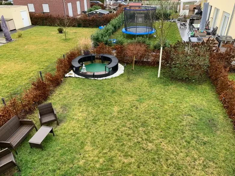 Garten -- Familienfreundliche Doppelhaushälfte im grünen Engelsdorf zu vermieten