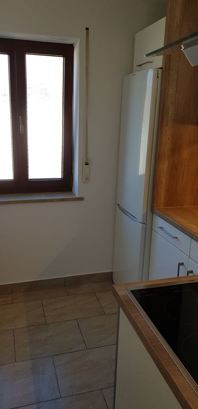 Küche -- Erstbezug nach Sanierung m. EBK u. 2 Balkonen: schöne 2-Zi.-Whg. in Fischen mit traumhafter Aussicht