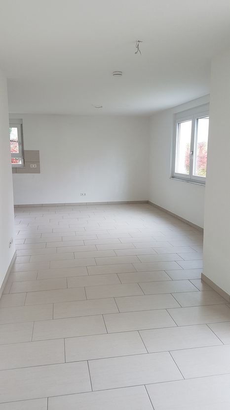 20191004_151526 -- Neuwertige Wohnung mit zwei Zimmern sowie Balkon und EBK in Remchingen