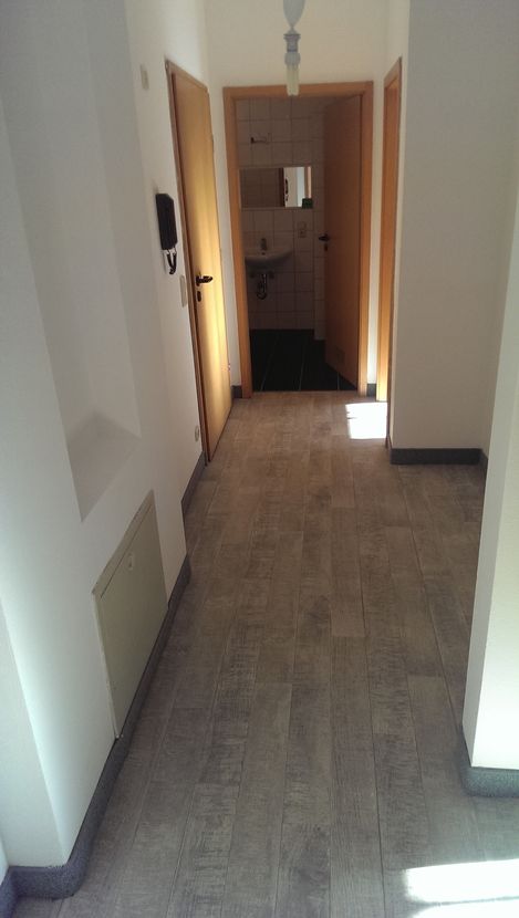 IMAG2104 -- Vollständig renovierte 2-Zimmer-Wohnung mit Balkon und EBK in Oberallgäu (Kreis)