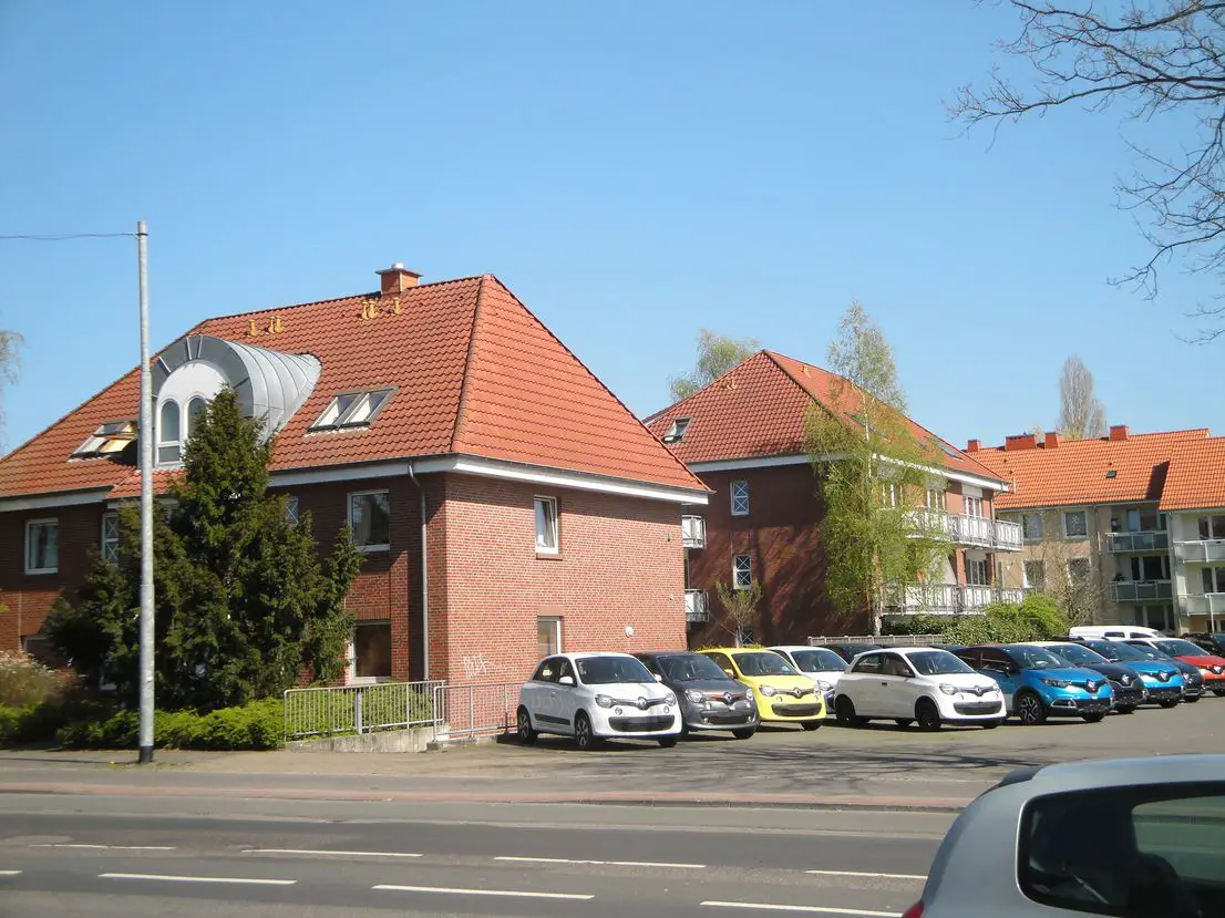 Hausansicht -- Gepflegte Kapitalanlage! 1-Zimmer-Eigentumswohnung in Kreyenbrück zu verkaufen!