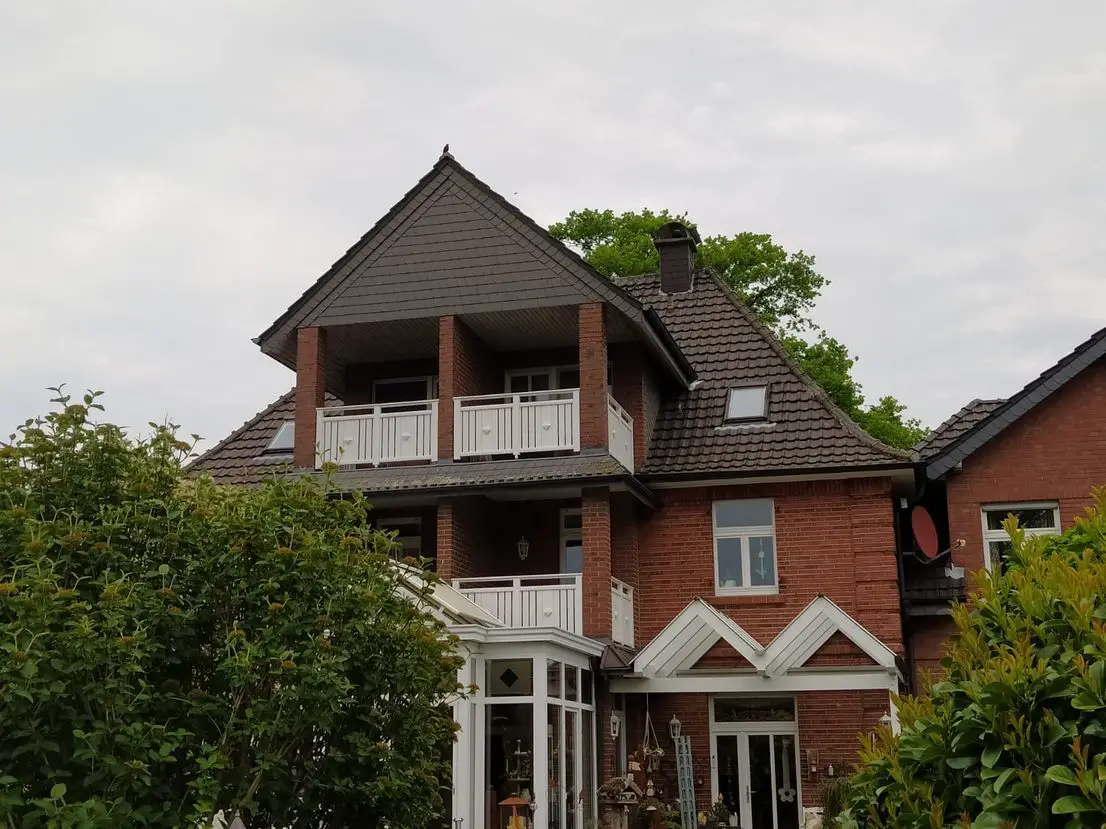 Außenansicht -- Preiswerte, gepflegte 4-Zimmer-Maisonette-Wohnung, 2 x Balkon, Lüdinghausen (Ortsteil Seppenrade)