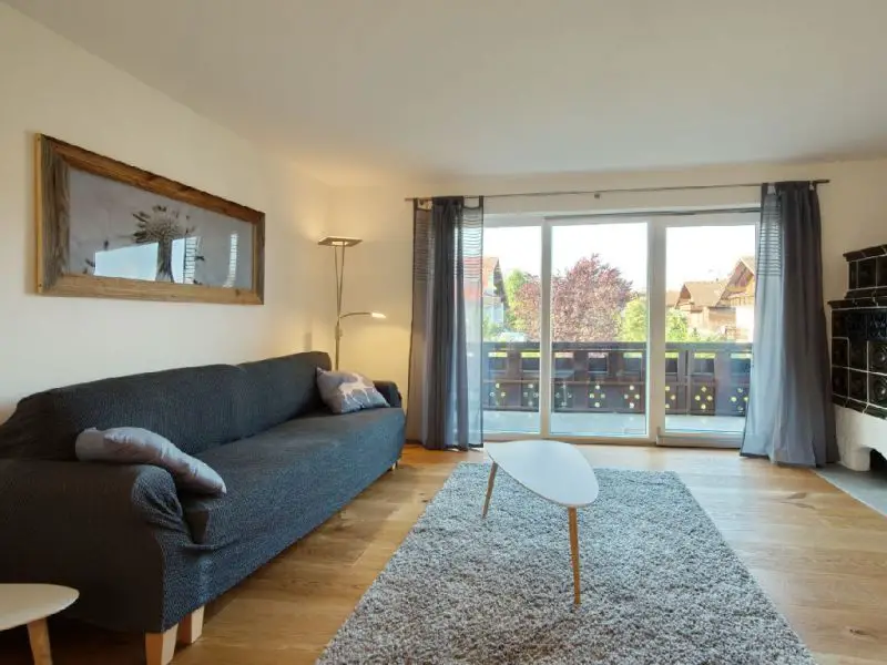 Bild 1 -- Hochwertige 2-Zimmer-Wohnung in Sonthofen mit 2 Balkonen und Bergblick