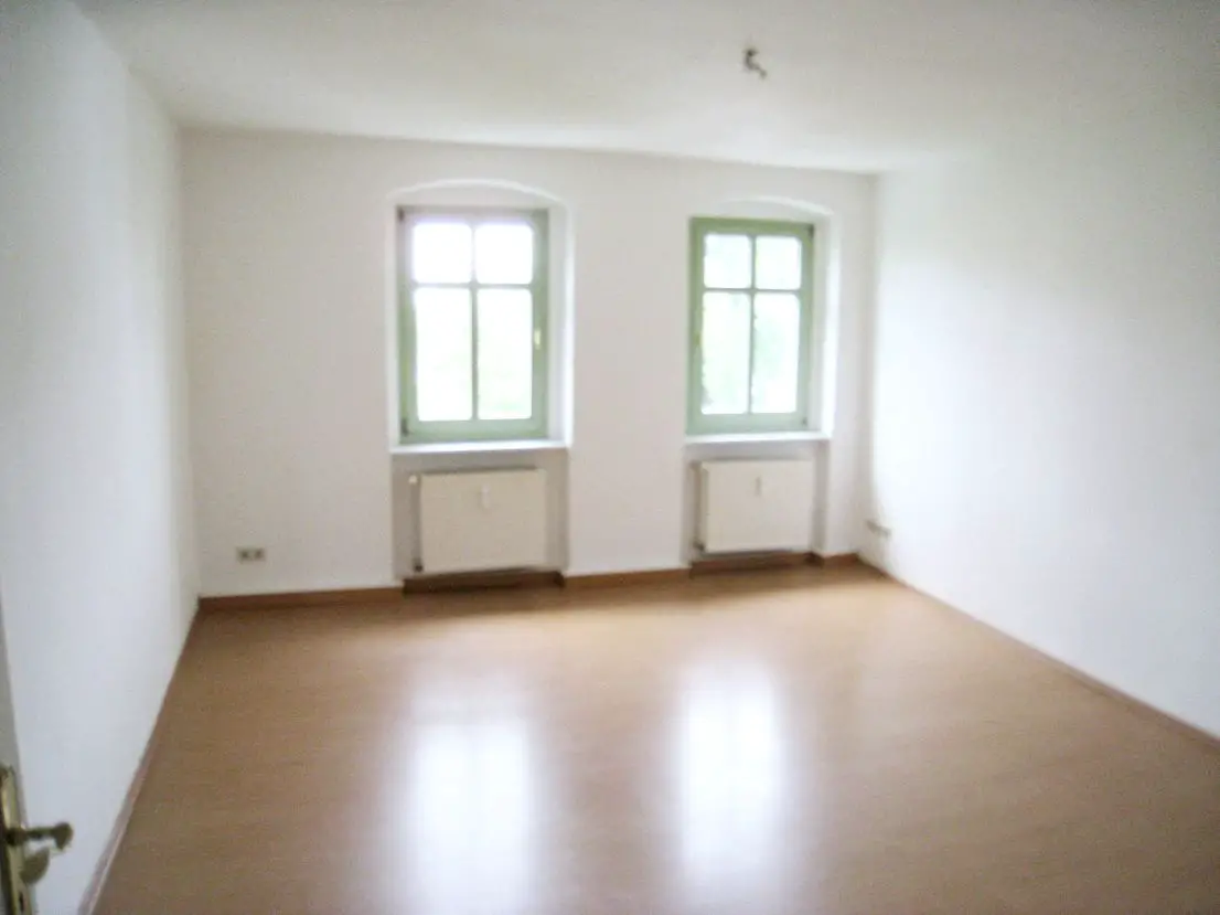 Wohnzimmer 2 -- 3-Zimmer-Wohnung im 3.OG (WG-geeignet) mit EBK in Uni-Nähe in zentraler Innenstadtlage ab 01.06.