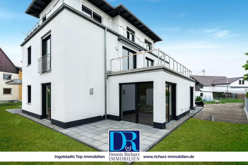 Dennis Richarz Immobilien -- Sehr moderne Neubauwohnung im Osten von Ingolstadt mit Garten und Bad en Suite