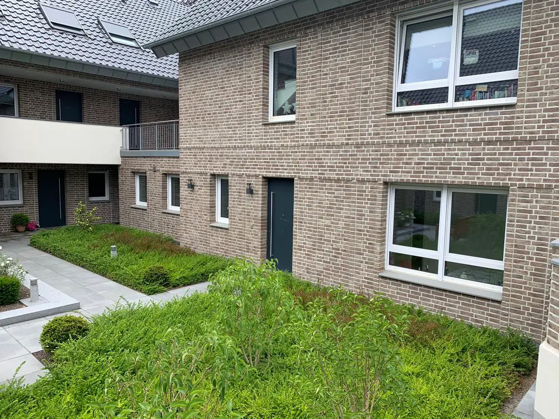 IMG-20200609-WA0015 -- Stilvolle, neuwertige 3-Zimmer-EG-Wohnung mit Terrasse, Garten und Einbauküche in Angermund