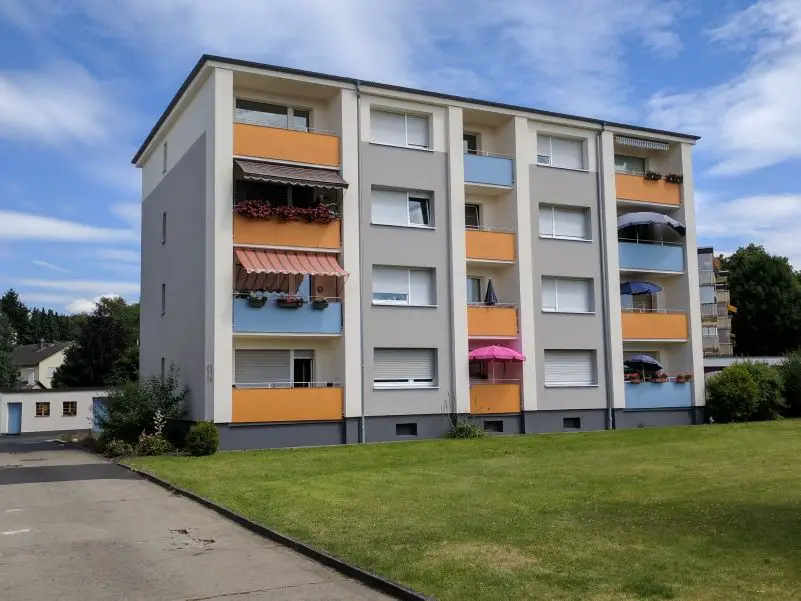 Wiegenstraße 13, 61130 Niddera -- Schöne 3-Zimmer-Wohnung mit Balkon !!!