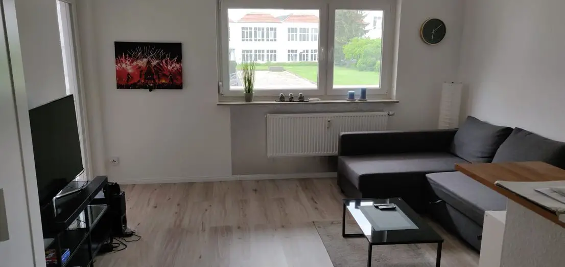 Bildtitel -- Neuwertige 1-Zimmer-Wohnung mit Balkon und Einbauküche in 72458, Albstadt Ebingen