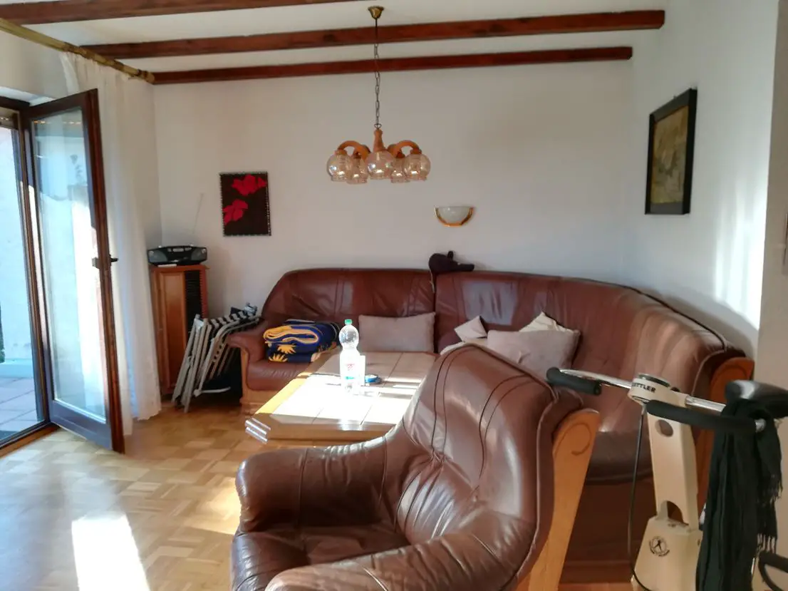 IMG_20191204_122438 -- Geschmackvolle 2,5-Raum-Wohnung mit Gartenanteil und Einbauküche in Oberaudorf