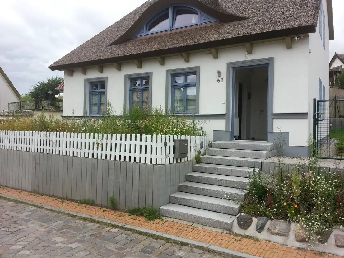 20160709_124137 -- Reetgedecktes Fischer-Haus in Kamminke, Stettiner Haff auf Usedom