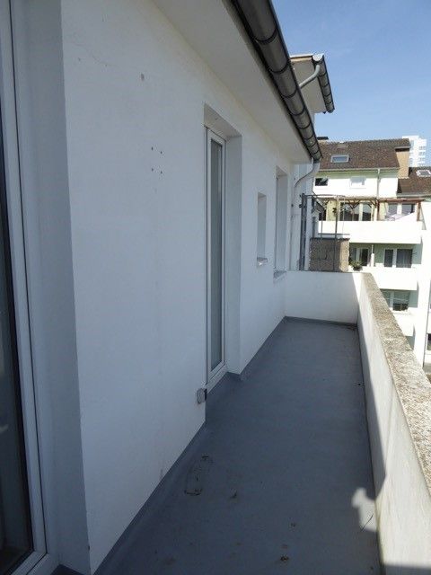 Balkon -- Gut vermietete Zwei- Raum- Wohnung in ruhiger und zentraler Lage