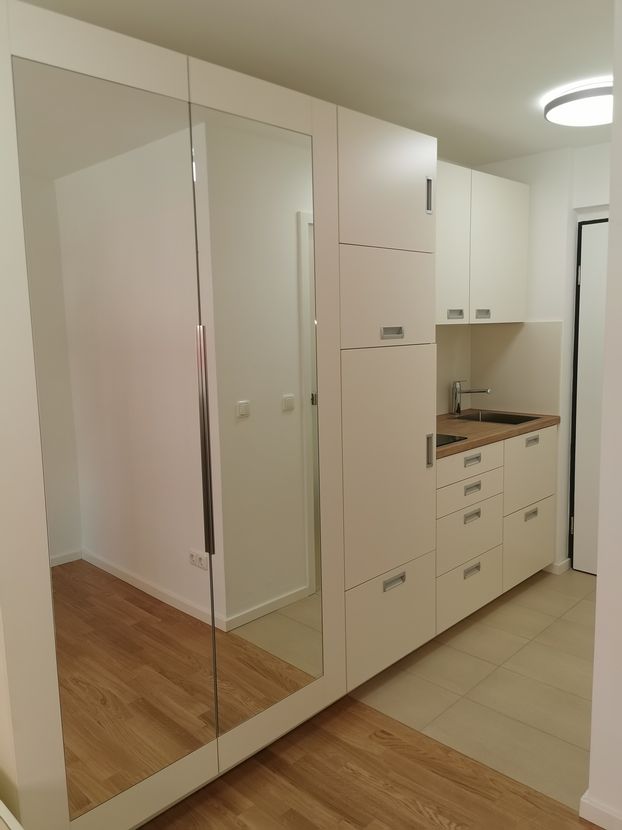 Küche -- Erstbezug nach Sanierung: schöne 1-Zimmer-Wohnungen mit EBK in Maxvorstadt, München