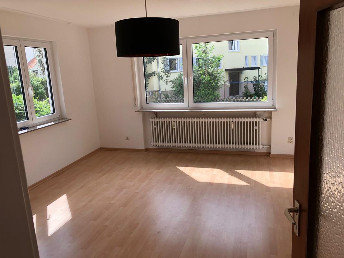 2 Zimmer Wohnung Zu Vermieten Munkweg 5 70327 Stuttgart Unterturkheim Mapio Net