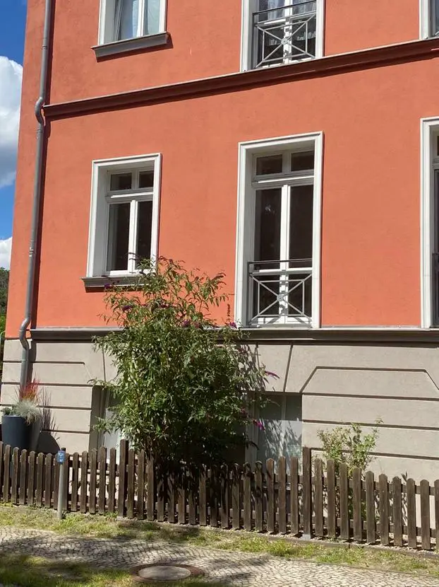 Außenansicht -- Für Pendler - möblierte, stilvolle, geräumige 1-Zimmer-Wohnung mit EBK in Potsdam