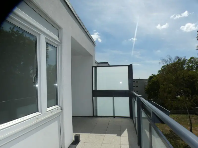 Titelbild -- +++ 3 Raumwohnung mit Balkon in Wanheim-Angerhausen +++