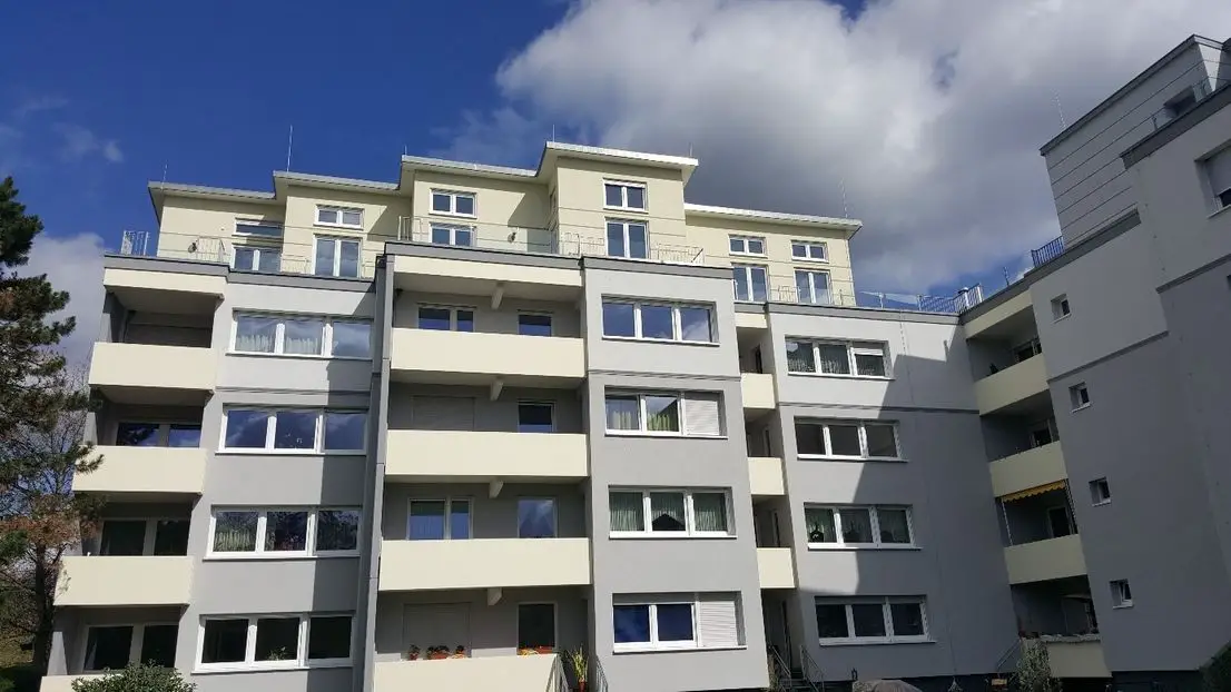 Außenansicht -- Stilvolle 3-Zimmer-Wohnung in Maintal-Hochstadt zu vermieten !