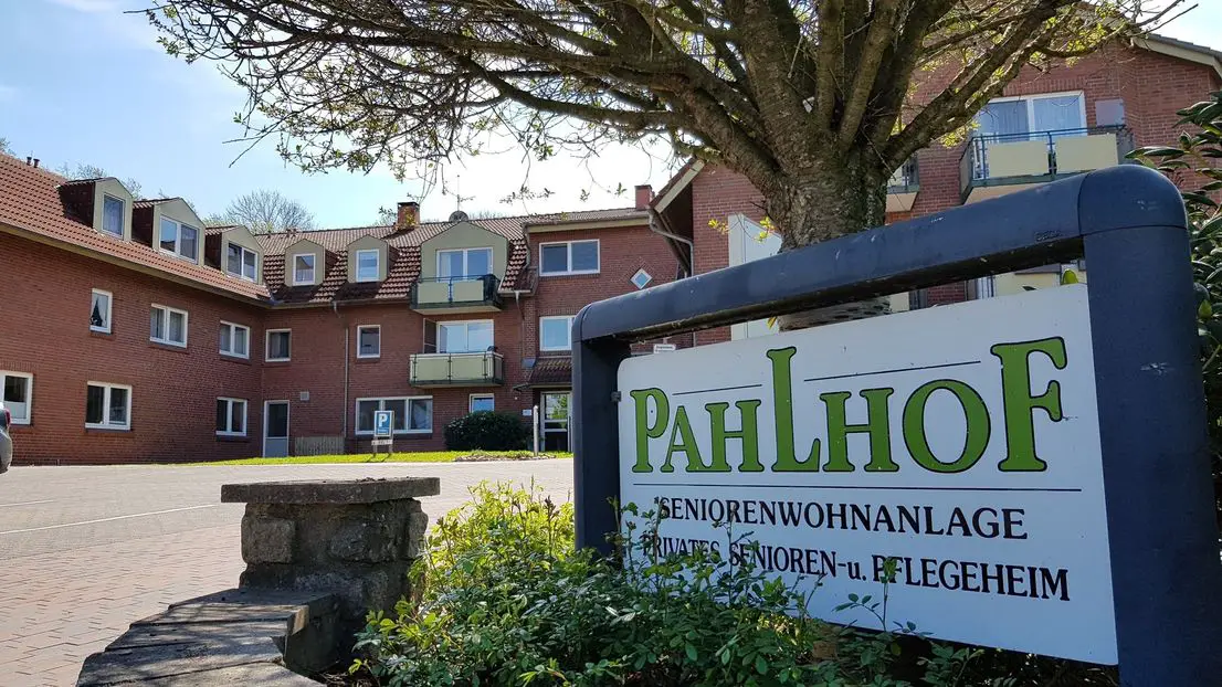 Pahlhof Seniorenwohnanlage -- Renovierte und seniorengerechte 2-Zimmer Wohnung im Pahlhof