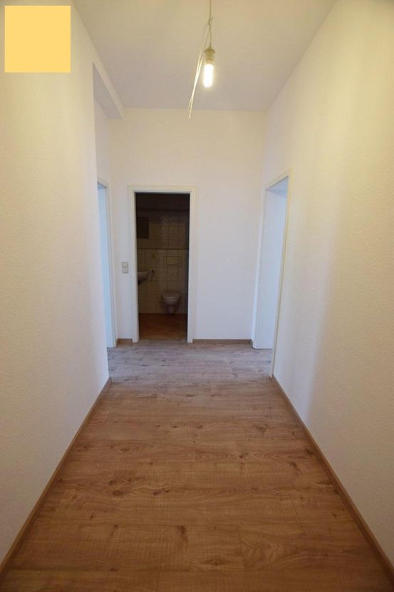 img31 -- Erschwingliche und sanierte 2-Zimmer-Wohnung mit EBK und Balkon in Chemnitz