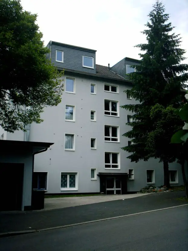 Front dunkel -- Attraktive 2 ½ - Zimmer - Eigentumswohnung in zentraler Lage von Bochum!
