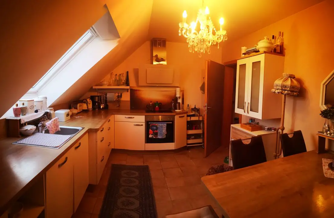 Küche -- 900.0 € - 90.0 m² - 3.5 Zi.