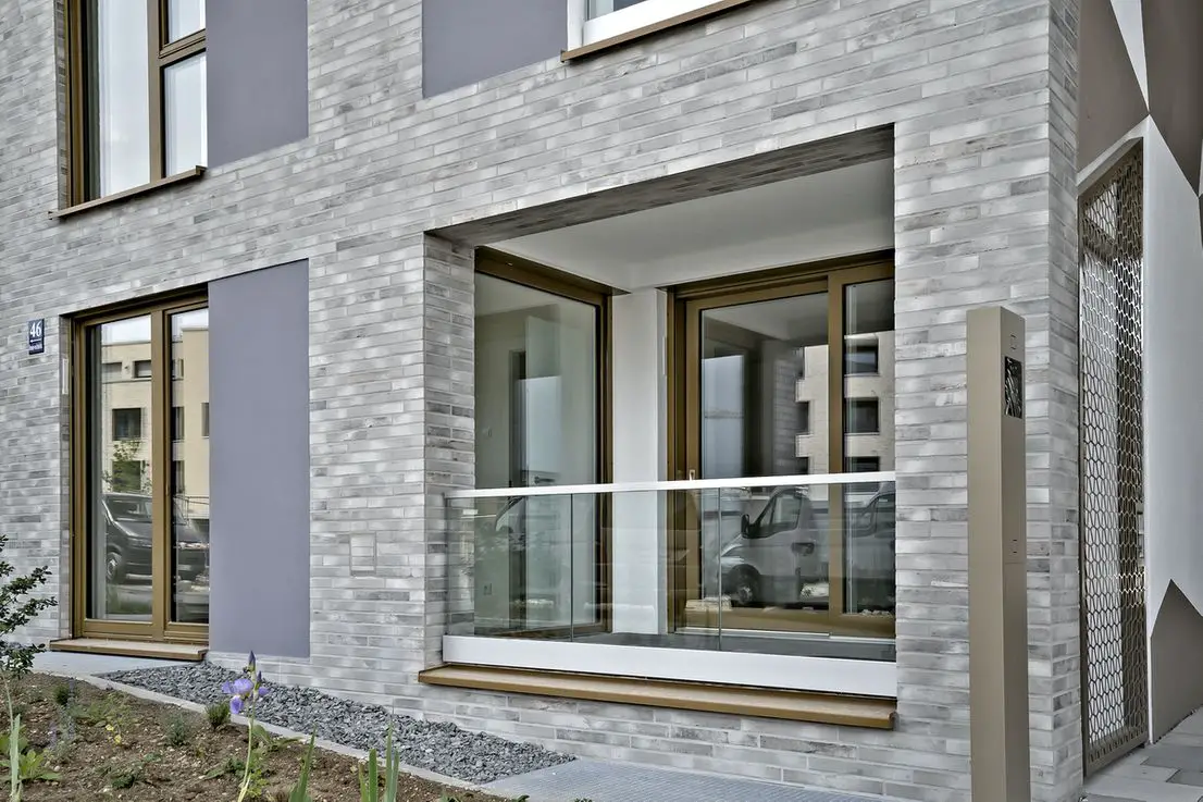 Hausansicht -- Erstbezug: attraktive 2-Zimmer-Wohnung mit Balkon (ohne Provision!) in Pasing, München
