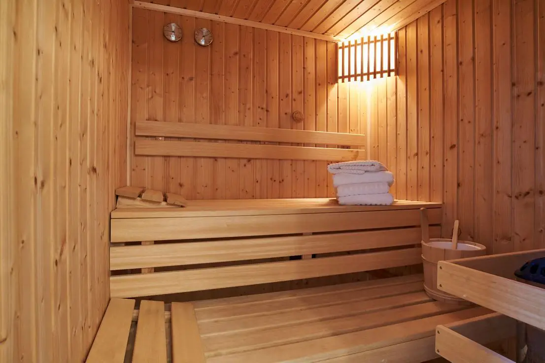 Sauna -- Exklusives Reetdachhaus auf blickgeschütztem Grundstück (Nieblum auf Föhr)