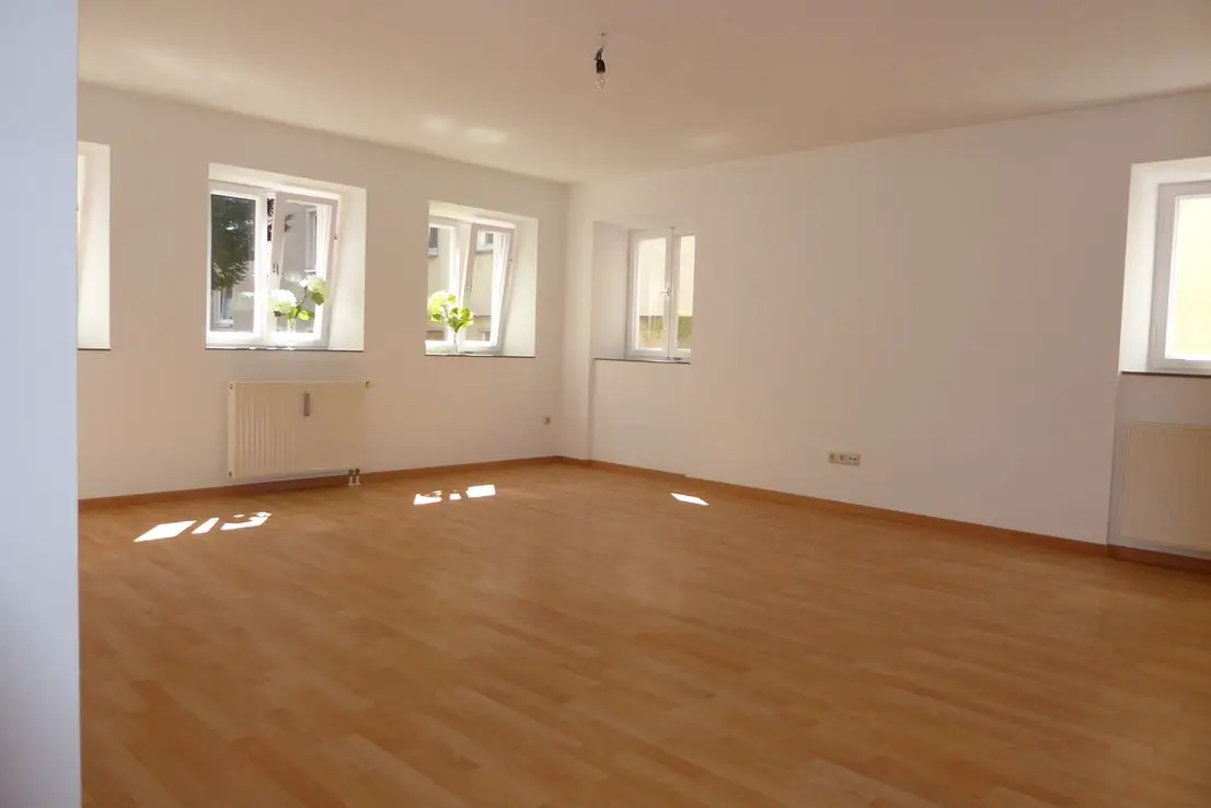 Wohnen -- Stivolle, ruhige 2-Zimmer-Wohnung in Augsburg, Nähe "Altes Stadtbad"