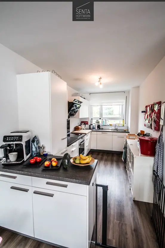 Küche -- Wunderschöne 3 Zimmer-Wohnung mit Sonnenterrasse in Lichtenwald-Thomashardt
