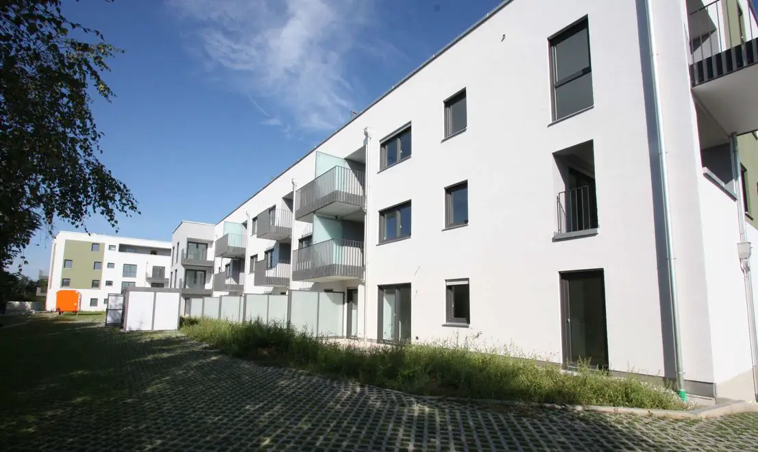 Außenansicht -- Großzügig & Modern! 2-Zimmer-Neubauwohnung in bevorzugter Lage von Dachau!