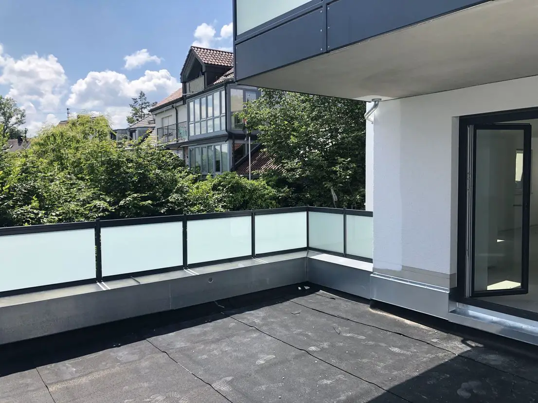 Terrasse teilüberdeckt  -- tolle 3-Zi.-Terrassenwohnung, 2 Eingänge/Ebenen, Top Fürstenfeldbruck, 88/127 m², Lift,