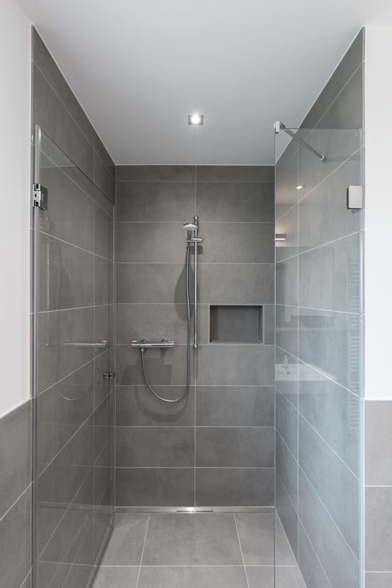 Badezimmer (Beispiel) -- Erstbezug Frühjahr 2021 - Moderne und hochwertige 3-Zimmer Wohnung in Berzdorf