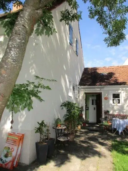 testfilename -- *4 Monate mieten* Schönes Haus mit großem Garten in Indersdorf
