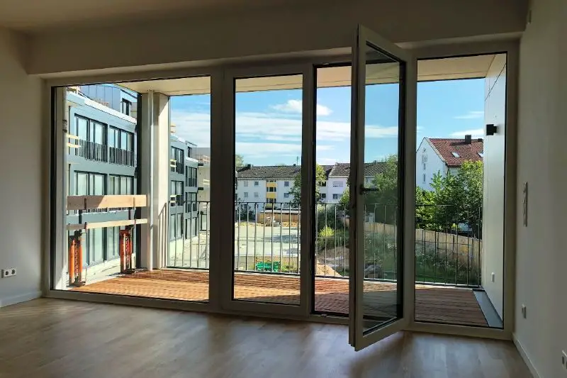 große Fensterfronten -- Neubauprojekt "Alte Ziegelei" in Petershausen! Traumhafte 2-Zimmer-Gartenwohnung zu vermieten!