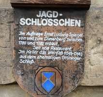  -- Historisches Jagdschloss in den Spiegelsbergen