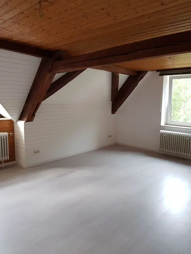 20200902_103106 -- Günstige, vollständig renovierte 3,5-Zimmer-Wohnung mit Einbauküche in Katzweiler